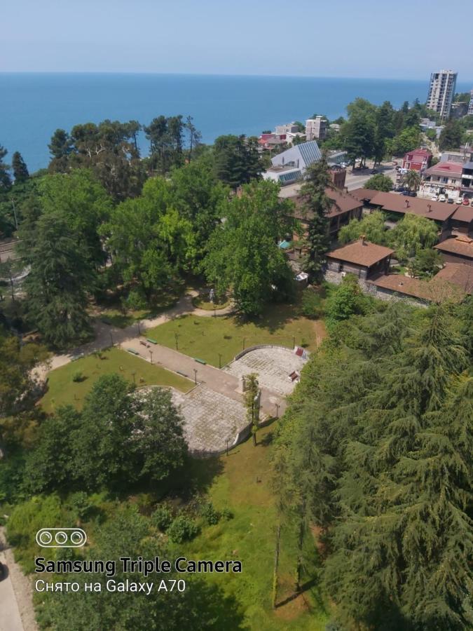 Аппартаменты С Двумя Балконами На Море И Горы Makhinjauri Eksteriør bilde